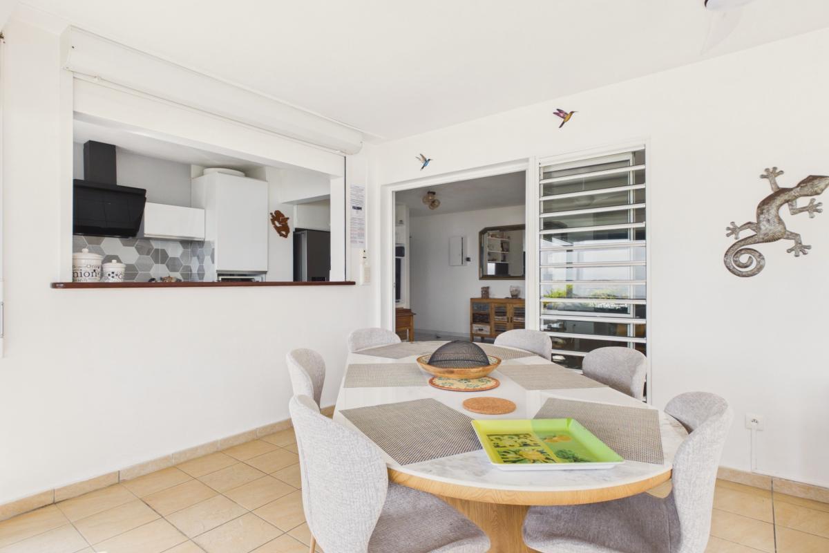 espace-repas-exterieur-terrasse-vue-mer (2)
